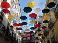 asta cu trebuie povestita pe indelete, la o cana de vin ma gandesc sa-i spun lui mihai ca noi, cei